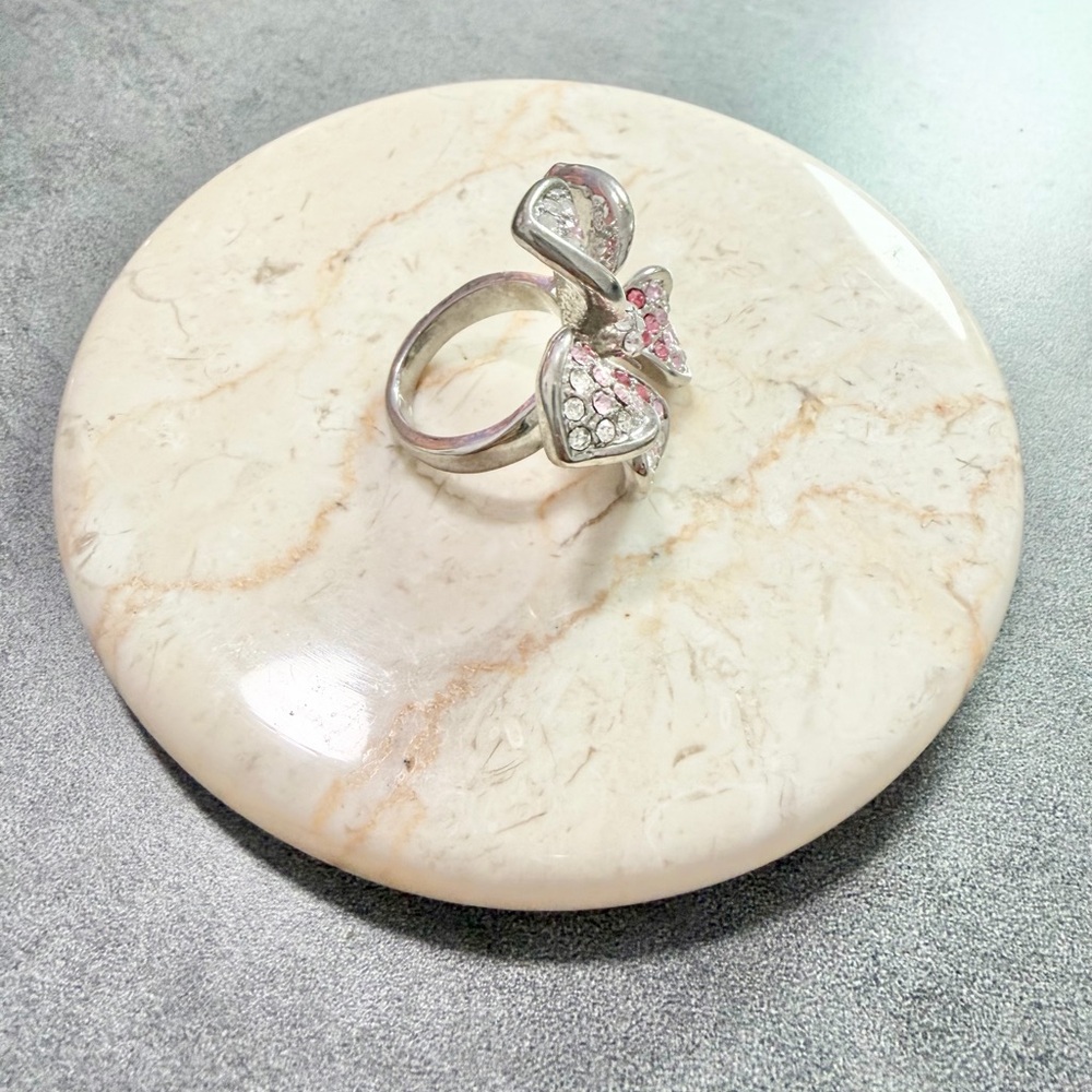 Vintage 1990’s Statement Silver Tone Flower Ring Pink/Clear Crystals Sz 6.5” - Picture 3 of 7